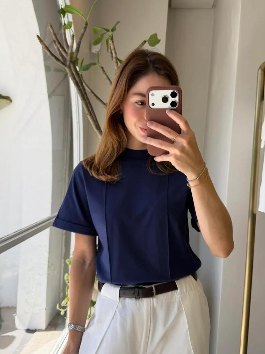 BLUSA BÁSICA COM DETALHE
