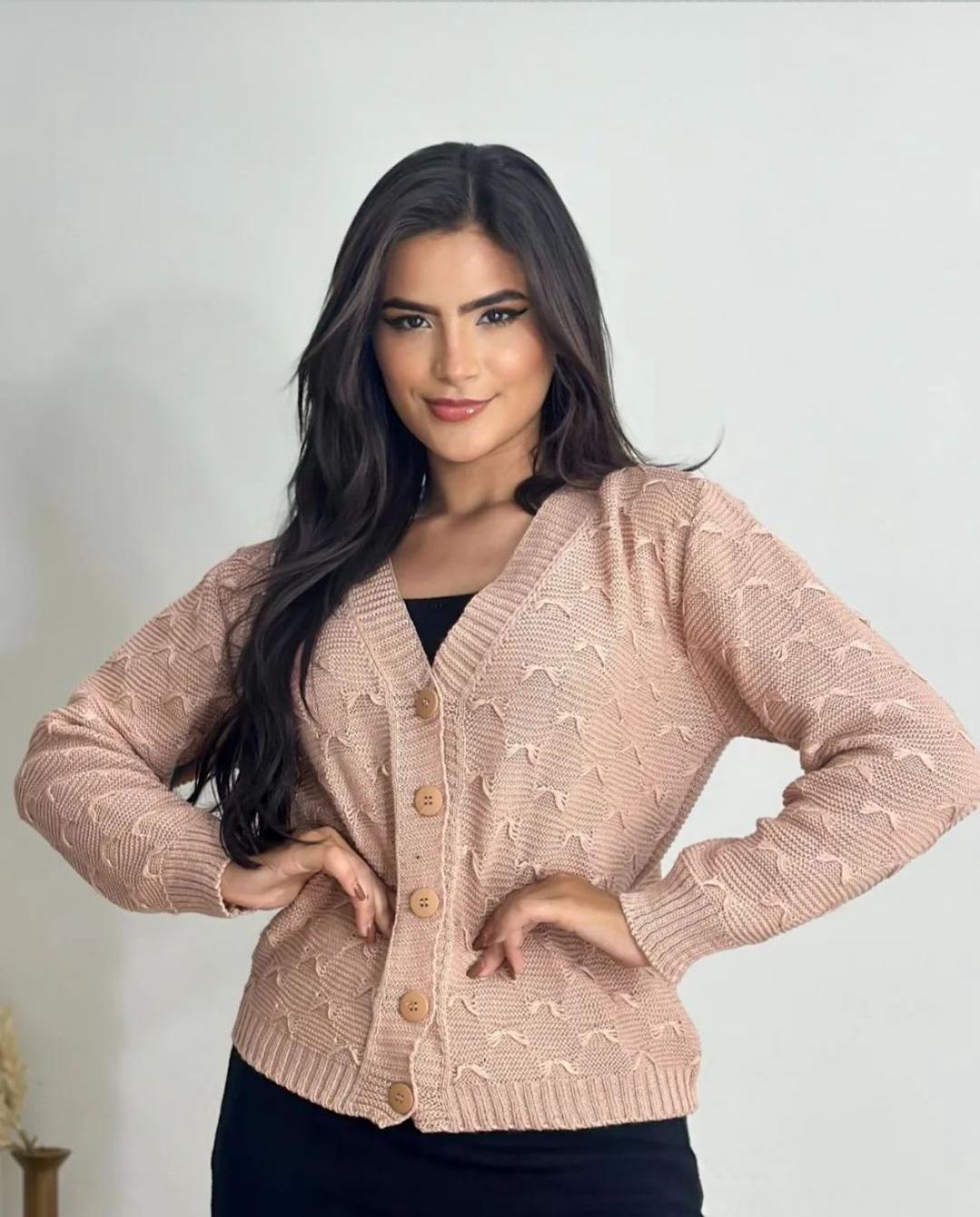 CASACO BOTAO LAÇOS TRICOT